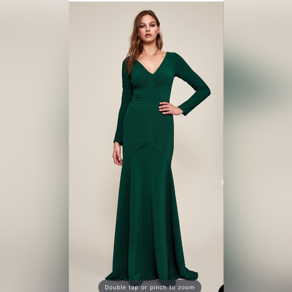 Tadashi Shoji Elias Long-Sleeve Pintuck Gown - PETITE Size Large Petite Green